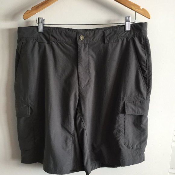 COLUMBIA GRT shorts sz 36 - Picture 1 of 6